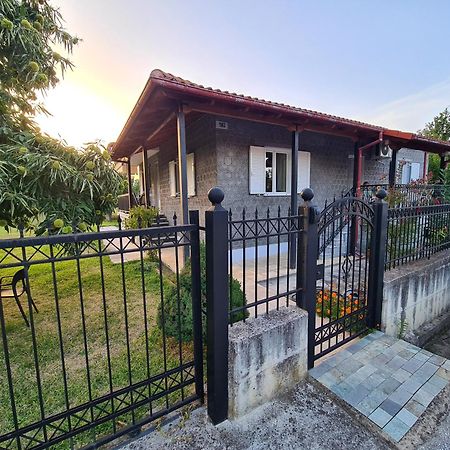 Villa Anna Mitropolis  Ngoại thất bức ảnh