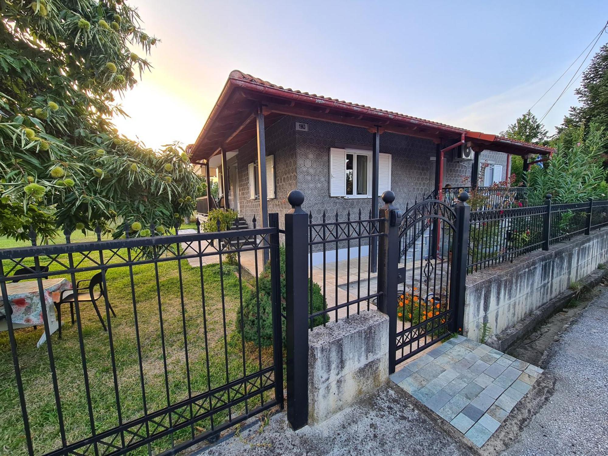 Villa Anna Mitropolis  Ngoại thất bức ảnh